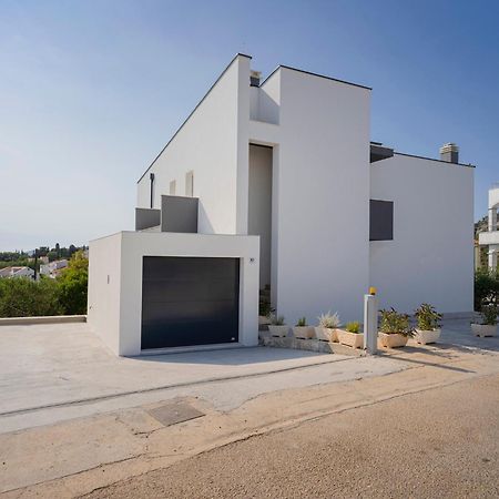 Modern, 2 Bedroom Apartment Hvar Town Exterior photo