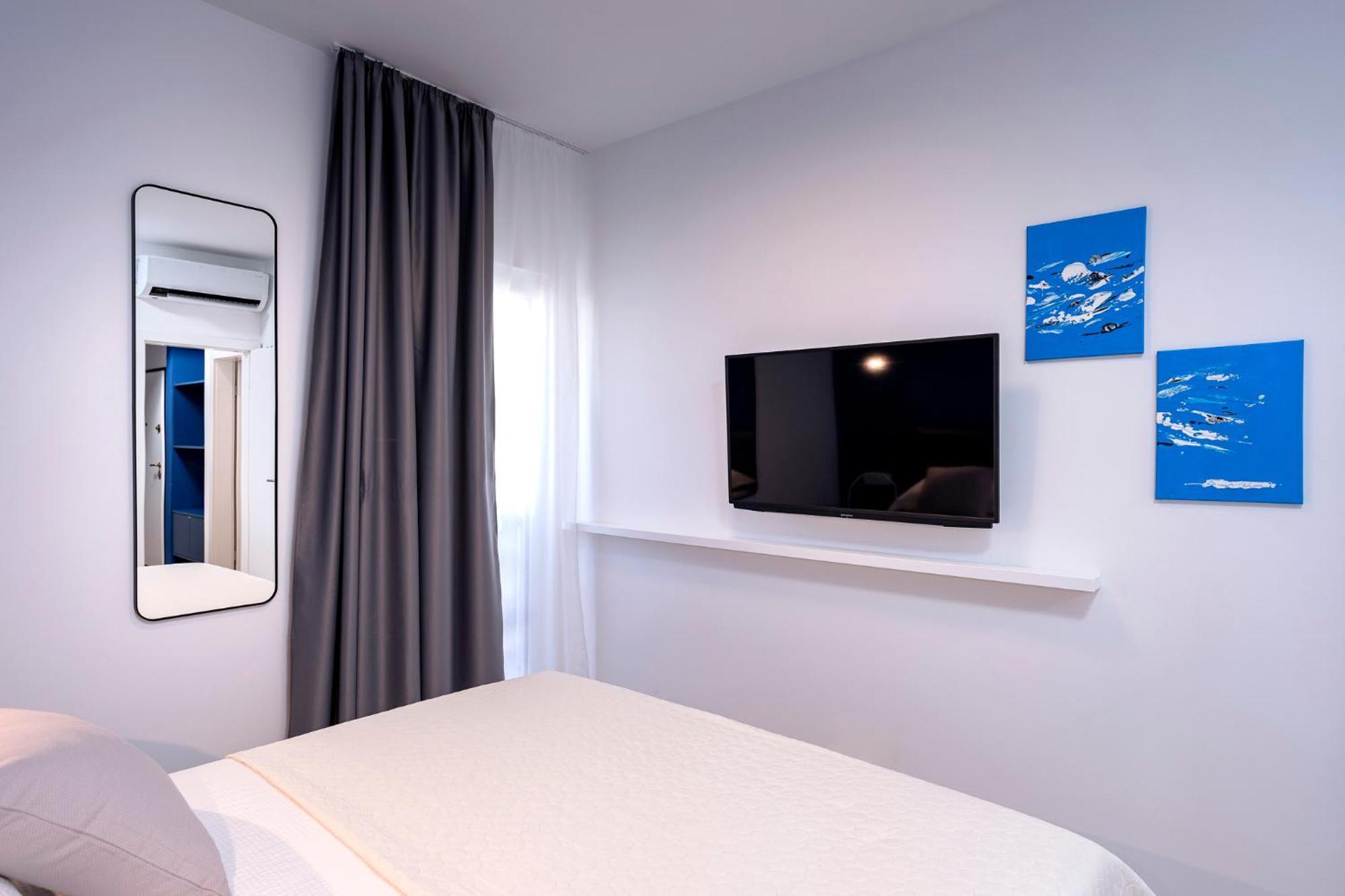 Modern, 2 Bedroom Apartment Hvar Town Exterior photo